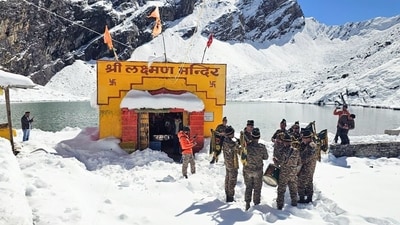 The hilly regions in the north India are already seeing substantial snowfall. (X/@chamolipolice) The hilly regions in the north India are already seeing substantial snowfall. (X/@chamolipolice)