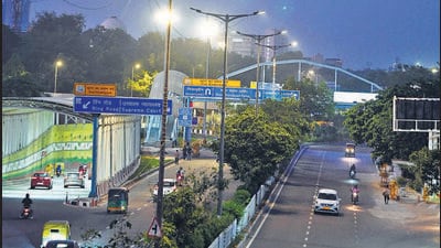 Delhi saw a pleasant evening with the minimum temperature at 19.6°C on Sunday. (Arvind Yadav/HT Photo) Delhi saw a pleasant evening with the minimum temperature at 19.6°C on Sunday. (Arvind Yadav/HT Photo)