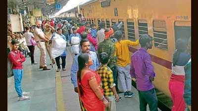 With Ludhiana railway station now recording an average daily footfall of around 50,000, the operational pressure is huge. (HT File Photo) With Ludhiana railway station now recording an average daily footfall of around 50,000, the operational pressure is huge. (HT File Photo)