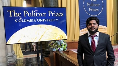 Danish Siddiqui poses for a picture at Columbia University's Low Memorial Library during the Pulitzer Prize giving ceremony, in New York, US. (Reuters / File)