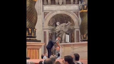 The incident took place on Friday around 9 am. (X/@RadioGenoa) The incident took place on Friday around 9 am. (X/@RadioGenoa)