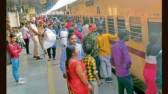 With Ludhiana railway station now recording an average daily footfall of around 50,000, the operational pressure is huge. (HT File Photo)