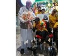 Prime Minister Narendra Modi Visits Mitti Café at Adani’s Navi Mumbai Airport, Celebrating Inclusion and Empowerment