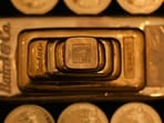 Each gold bond unit represents one gram of gold and earns a fixed annual interest of 2.5%, in addition to any capital appreciation linked to the gold price in the market.