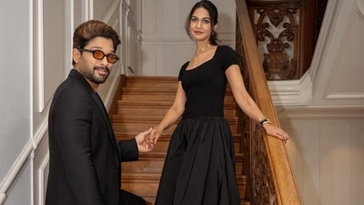 Allu Arjun and Allu Sneha Reddy twinned in black for her birthday evening. Allu Arjun and Allu Sneha Reddy twinned in black for her birthday evening.