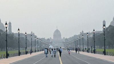 The 24-hour average AQI was 169 on Saturday. (Arvind Yadav/HT Photo) (HT_PRINT) The 24-hour average AQI was 169 on Saturday. (Arvind Yadav/HT Photo) (HT_PRINT)