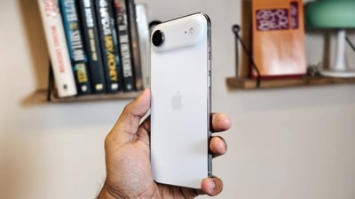 Apple is paying big money to researchers. (Shaurya Sharma - HT) Apple is paying big money to researchers. (Shaurya Sharma - HT)