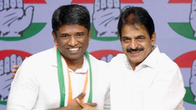 Kannan Gopinathan was welcomed into the party by Congress general secretary (organisation) KC Venugopal at the party headquarters in Delhi. Kannan Gopinathan was welcomed into the party by Congress general secretary (organisation) KC Venugopal at the party headquarters in Delhi.