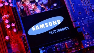 The jury ruled that Samsung must pay USD 445.5 million in damages. (REUTERS)