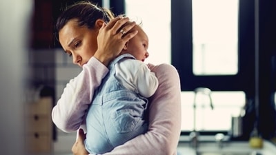 More than 60 percent of working mothers report handling the majority of domestic tasks even when they are primary earners or hold high-pressure jobs. (Freepik) More than 60 percent of working mothers report handling the majority of domestic tasks even when they are primary earners or hold high-pressure jobs. (Freepik)