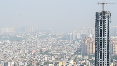 GRAP-1 imposed: Delhi's anti-pollution move amid deteriorating air quality ahead of Diwali (Sunil Ghosh / Hindustan Times) GRAP-1 imposed: Delhi's anti-pollution move amid deteriorating air quality ahead of Diwali (Sunil Ghosh / Hindustan Times)
