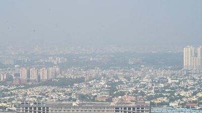 A view of skyscrapers covered in haze due to rising air pollution levels in Delhi-NCR. (HT Photo ) A view of skyscrapers covered in haze due to rising air pollution levels in Delhi-NCR. (HT Photo )