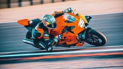 KTM 990 RC R now puts out 130 PS and 103 Nm. KTM 990 RC R now puts out 130 PS and 103 Nm.