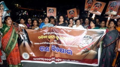 BJP Mahila Morcha stages a protest against the gang rape of an Odia medical student in West Bengal and West Bengal CM Mamata Banerjee’s alleged anti-women statement, in Bhubaneswar on Monday. ( Prahlad Mahato) BJP Mahila Morcha stages a protest against the gang rape of an Odia medical student in West Bengal and West Bengal CM Mamata Banerjee’s alleged anti-women statement, in Bhubaneswar on Monday. ( Prahlad Mahato)