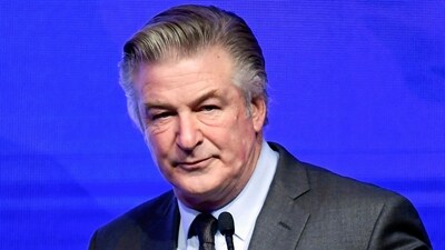 Alec Baldwin gives update after crashing Hilaria’s car into a tree with brother Stephen (Evan Agostini/Invision/AP) Alec Baldwin gives update after crashing Hilaria’s car into a tree with brother Stephen (Evan Agostini/Invision/AP)