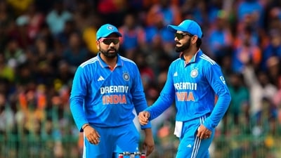 India's Virat Kohli (R) and captain Rohit Sharma (AFP) India's Virat Kohli (R) and captain Rohit Sharma (AFP)