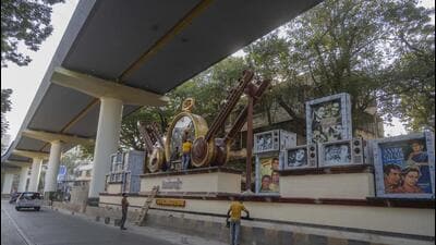 Mumbai, India - Nov. 28, 2024: the bollywood themed gallery at Bandra West below Metro 2B in Mumbai, India, on Thursday, November 28, 2024. (Photo by Satish Bate/ Hindustan Times) (Hindustan Times)