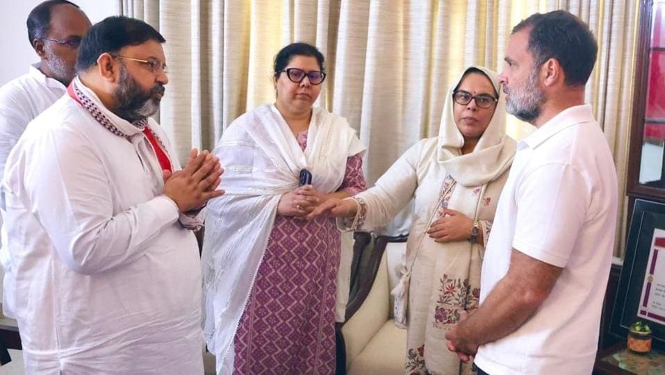 Congress leader Rahul Gandhi with family members of Y Puran Kumar in Chandigarh on Tuesday. (Keshav Singh/HT) Congress leader Rahul Gandhi with family members of Y Puran Kumar in Chandigarh on Tuesday. (Keshav Singh/HT)