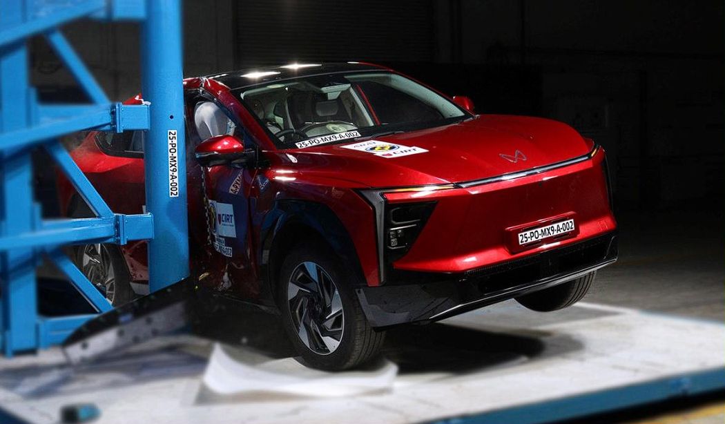 Mahindra XEV 9e is currently the flagship electric SUV that the brand sells. Mahindra XEV 9e is currently the flagship electric SUV that the brand sells.