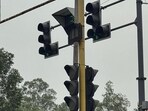 The video shared by Bengaluru traffic police explains that over 125 smart traffic signals across the city have already been connected to the system. 
