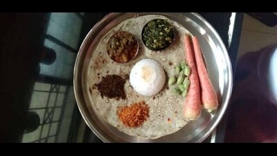 They were in no mood to enjoy special dishes like “puranpoli”, “ladoos”, and “karanji” while their imprisoned compatriots were eating dry “bhakaris” (bread of jowar) and leafy vegetables every day in jail. (HT) They were in no mood to enjoy special dishes like “puranpoli”, “ladoos”, and “karanji” while their imprisoned compatriots were eating dry “bhakaris” (bread of jowar) and leafy vegetables every day in jail. (HT)