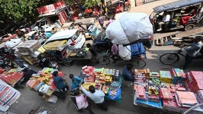 People purchase green crackers ahead of Diwali near the Jama Masjid area in New Delhi on Wednesday. (Arvind Yadav/HT Photo) People purchase green crackers ahead of Diwali near the Jama Masjid area in New Delhi on Wednesday. (Arvind Yadav/HT Photo)