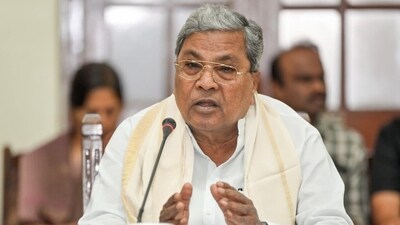 Siddaramaiah said his government has taken action to restrict Rashtriya Swayamsevak Sangh's public activities. (CMO Karnataka) (HT_PRINT) Siddaramaiah said his government has taken action to restrict Rashtriya Swayamsevak Sangh's public activities. (CMO Karnataka) (HT_PRINT)