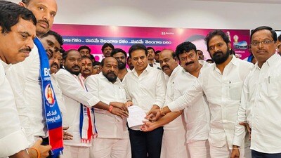 కేటీఆర్ను కలిసిన ఆర్.కృష్ణయ్య కేటీఆర్ను కలిసిన ఆర్.కృష్ణయ్య
