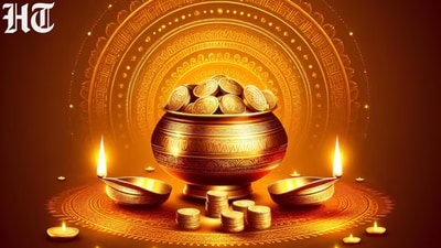Vastu tips for Dhanteras 2025: Where to keep gold, silver, and diyas (Freepik) Vastu tips for Dhanteras 2025: Where to keep gold, silver, and diyas (Freepik)