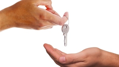 Despite leaving the property in excellent condition, the landlord in Bengaluru cited minor damages and ceased communication. Despite leaving the property in excellent condition, the landlord in Bengaluru cited minor damages and ceased communication.