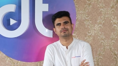 Meet Dadasaheb Bhagat, who went from Infosys office boy to CEO of Design Template (Instagram/@dadasaheb_bhagat) Meet Dadasaheb Bhagat, who went from Infosys office boy to CEO of Design Template (Instagram/@dadasaheb_bhagat)