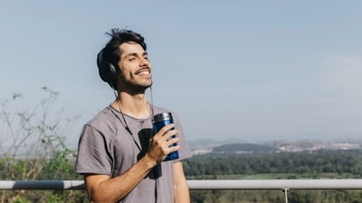 Health coach Idan Krishner shares daily habits for looking and feeling 20 years younger. (Freepik) Health coach Idan Krishner shares daily habits for looking and feeling 20 years younger. (Freepik)