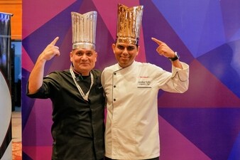 Chefs Shailendra Singh and Sandeep Kalra won the silver hat and the golden hat, respectively. (Photo: Anurag Mehra / HT)