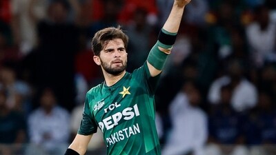 Pakistan's Shaheen Afridi celebrates the wicket of Bangladesh's Parvez Hossain Emon. (Surjeet Yadav) Pakistan's Shaheen Afridi celebrates the wicket of Bangladesh's Parvez Hossain Emon. (Surjeet Yadav)
