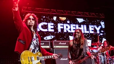 Ace Frehley is reportedly on life support (X) Ace Frehley is reportedly on life support (X)