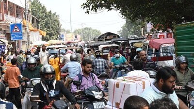 Traffic jam near the Jama Masjid area in New Delhi, India, on Wednesday, October 15, 2025. (Arvind Yadav/HT Photo) Traffic jam near the Jama Masjid area in New Delhi, India, on Wednesday, October 15, 2025. (Arvind Yadav/HT Photo)