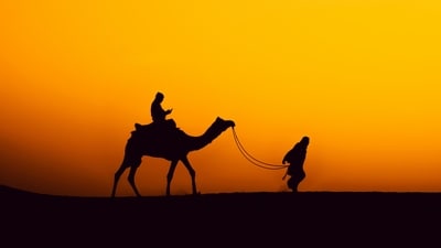 Enjoy starlit nights, camel rides, and vibrant sunsets while camping in Jaisalmer’s desert. (Unsplash) Enjoy starlit nights, camel rides, and vibrant sunsets while camping in Jaisalmer’s desert. (Unsplash)