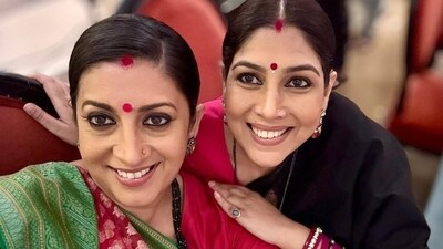Smriti Irani says she and Sakshi Tanwar were chasing 'excellence' not 'history' with their reunion. Smriti Irani says she and Sakshi Tanwar were chasing 'excellence' not 'history' with their reunion.