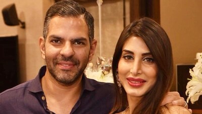 Sunjay Kapur and Priya Sachdev have a son. He was also co-parenting Priya’s daughter, Safira. Sunjay Kapur and Priya Sachdev have a son. He was also co-parenting Priya’s daughter, Safira.
