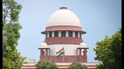 The apex court’s directives are likely to test the Delhi administration’s capacities. As per the Court, only green crackers are to be sold, and can be burst only on Diwali and the day before, from 6 am to 7 am and between 8 pm and 10 pm. (HT Archive) The apex court’s directives are likely to test the Delhi administration’s capacities. As per the Court, only green crackers are to be sold, and can be burst only on Diwali and the day before, from 6 am to 7 am and between 8 pm and 10 pm. (HT Archive)