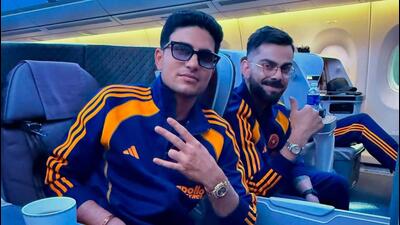 Virat Kohli (R) and Shubman Gill en route to Australia. (PTI) Virat Kohli (R) and Shubman Gill en route to Australia. (PTI)