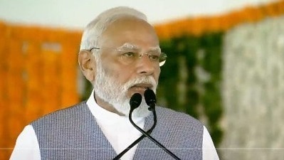 కర్నూల్ సభలో ప్రధాని మోదీ కర్నూల్ సభలో ప్రధాని మోదీ