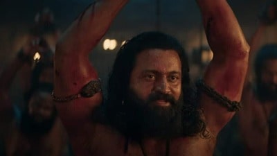 కాంతార చాప్టర్ 1 లో రిషబ్ శెట్టి (Screengrab @YouTube | Trailer) కాంతార చాప్టర్ 1 లో రిషబ్ శెట్టి (Screengrab @YouTube | Trailer)