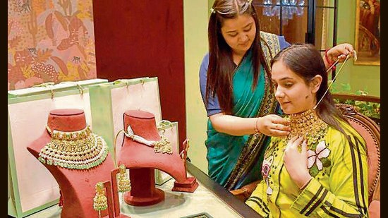 Reportedly, gold prices have soared to an unprecedented ₹1.32 lakh per 10 grams for 24 carat purity. (Manish/HT)
