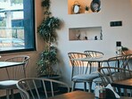 A Redditor detailed how his restaurant lasted just a month.