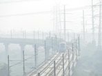 Visibility dropped due to rise in pollution. (Sakib Ali/HT Photo)