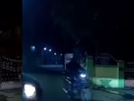 The vehicle reportedly had no number plate