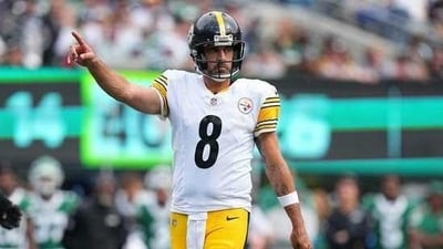 Steelers quarterback Aaron Rodgers and Co. enter Week 7 sitting in first place atop the AFC North with a 4-1 record. (Photo by Mitchell Leff / GETTY IMAGES NORTH AMERICA / Getty Images via AFP)(Getty Images via AFP) Steelers quarterback Aaron Rodgers and Co. enter Week 7 sitting in first place atop the AFC North with a 4-1 record. (Photo by Mitchell Leff / GETTY IMAGES NORTH AMERICA / Getty Images via AFP)(Getty Images via AFP)