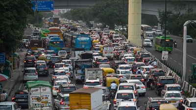 Massive traffic jam seen ahead of Diwali Festival at Sarai Kale Khan in New Delhi, India, on Friday (Sanchit Khanna/ Hindustan Times) Massive traffic jam seen ahead of Diwali Festival at Sarai Kale Khan in New Delhi, India, on Friday (Sanchit Khanna/ Hindustan Times)