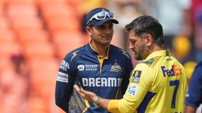 MS Dhoni and Shubman Gill during IPL (AP)
